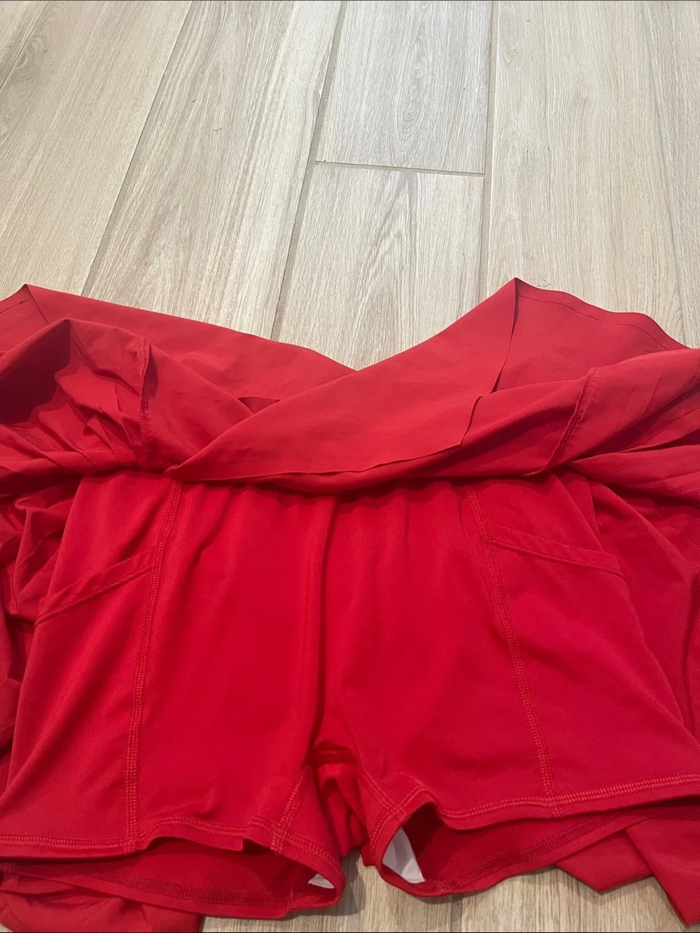 Alo Yoga Aces Pleated Tennis Skirt Skort Classic Red Sz M 8-10 W6235R